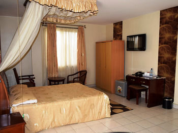 The Great Lakes Hotel Кисуму Екстериор снимка